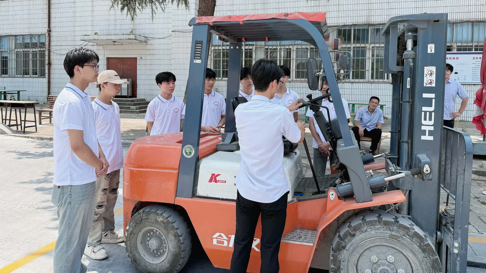 特种设备操作管理专业实训环境