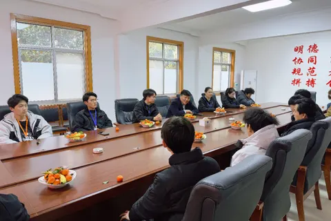 倾听优秀学员心声 共绘振方发展蓝图——南阳市振方职业培训学校优秀学员代表座谈会顺利召开