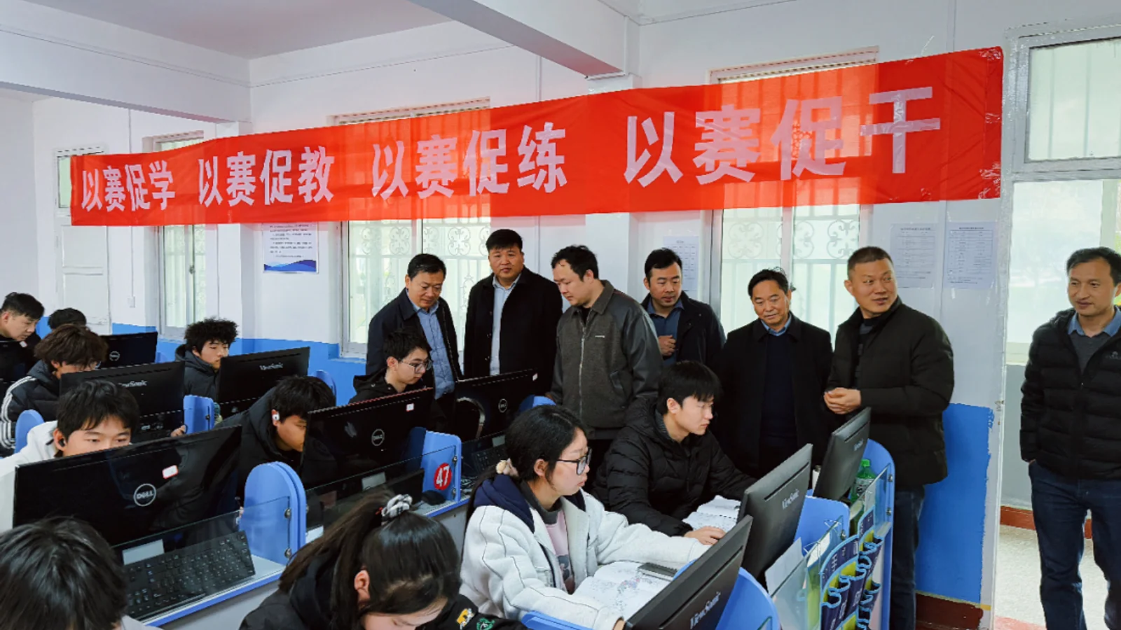 深化校际交流 共促职教发展——南阳理工学院智能制造学院党委书记万战争一行莅临我校考察交流